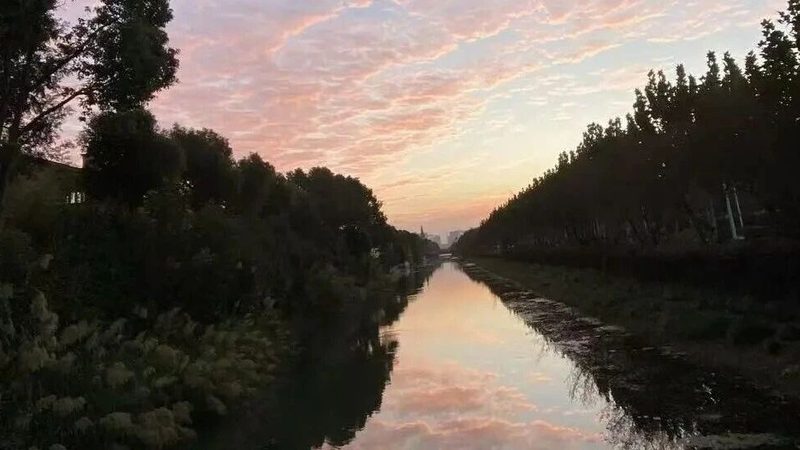注册公司委托代办，其费用通常由以下几个部分构成：